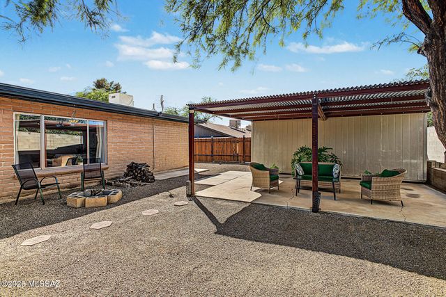 3380 W Blacksill Drive, Tucson, AZ 85741