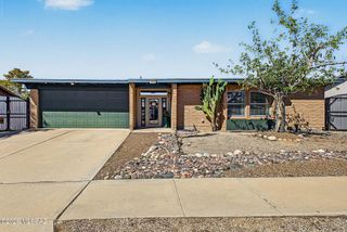 3380 W Blacksill Drive, Tucson, AZ 85741