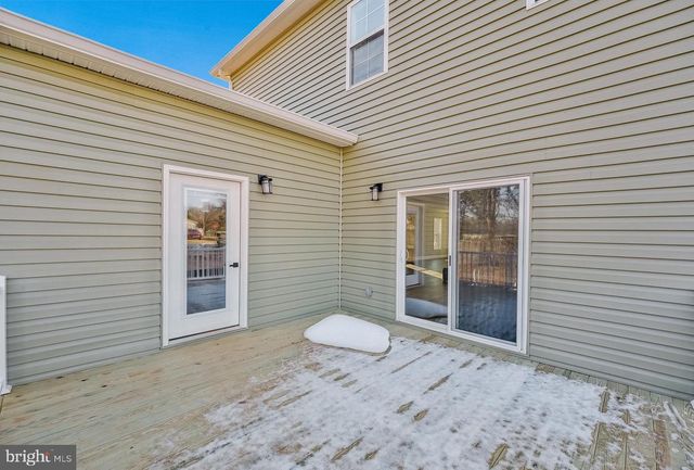 9208 4TH ST, Lanham, MD 20706
