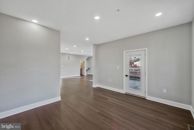 9208 4TH ST, Lanham, MD 20706