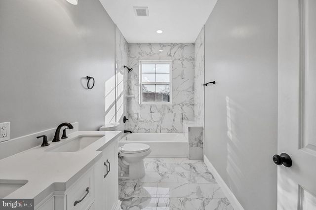 9208 4TH ST, Lanham, MD 20706
