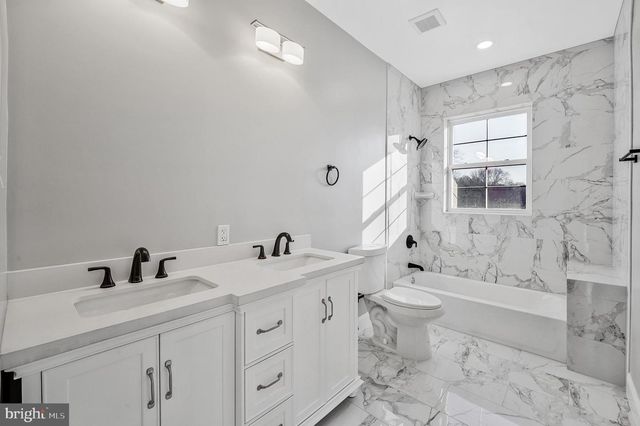 9208 4TH ST, Lanham, MD 20706