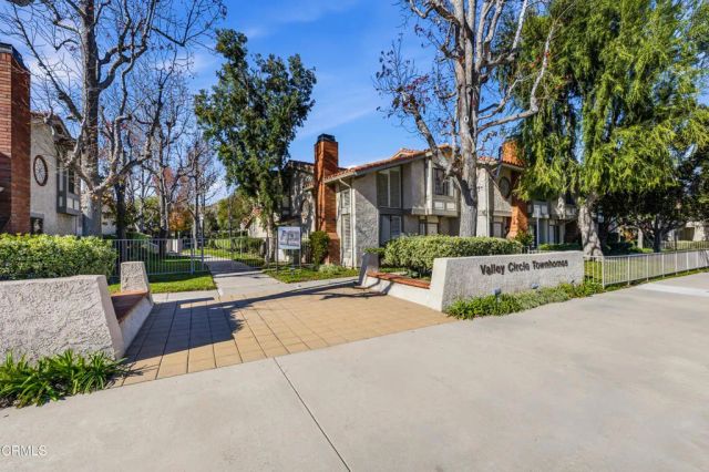 6871 Valley Circle Boulevard 2, West Hills, CA 91307