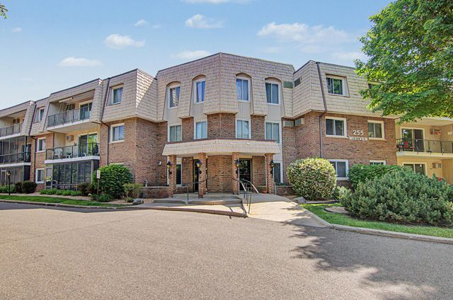 255 Westview Drive 111, West Saint Paul, MN 55118