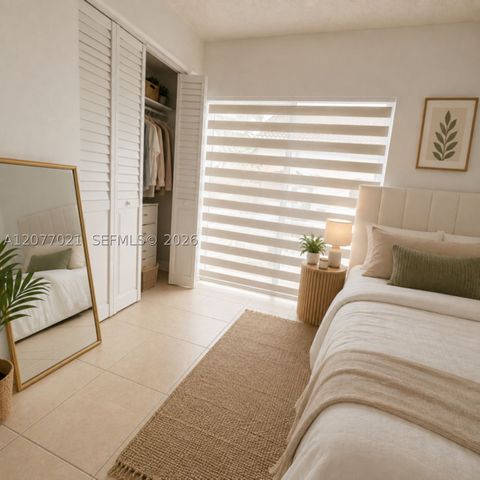 7821 NW 194th St 7821, Hialeah, FL 33015