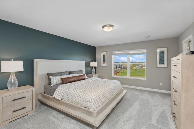 3096 Vanderbie Street, Little Canada, MN 55117