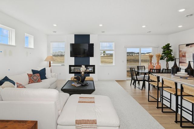 3096 Vanderbie Street, Little Canada, MN 55117