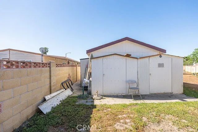 209 Flora Vista, San Jacinto, CA 92582