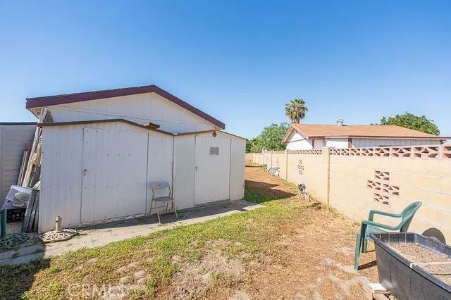 209 Flora Vista, San Jacinto, CA 92582