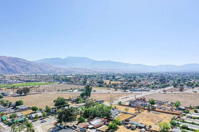 209 Flora Vista, San Jacinto, CA 92582