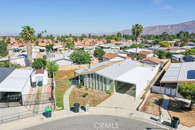 209 Flora Vista, San Jacinto, CA 92582