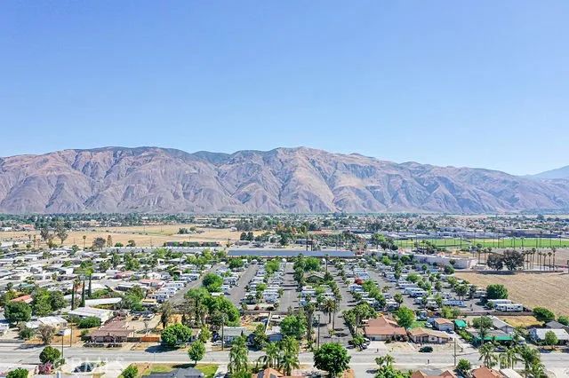 209 Flora Vista, San Jacinto, CA 92582