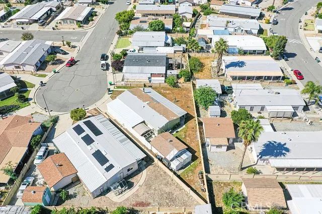 209 Flora Vista, San Jacinto, CA 92582