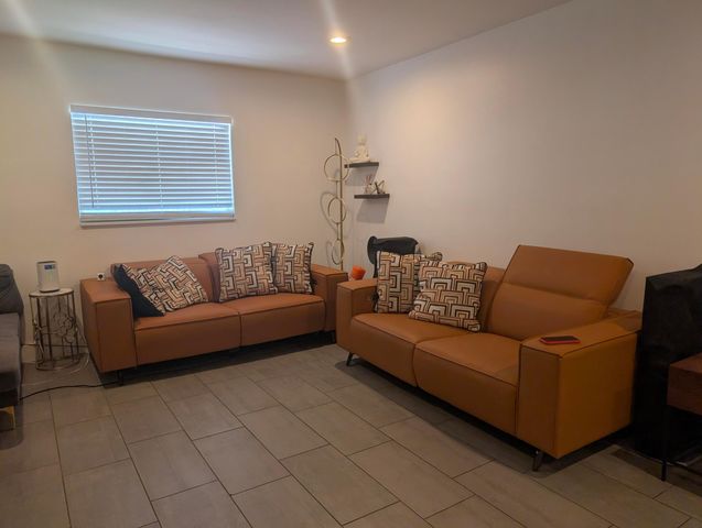 1470 N DIXIE Highway N 44, Fort Lauderdale, FL 33304