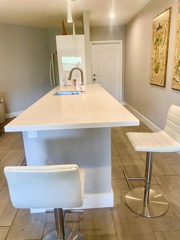 1470 N DIXIE Highway N 44, Fort Lauderdale, FL 33304