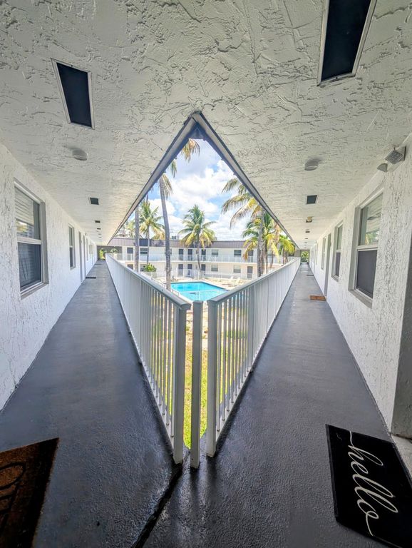 1470 N DIXIE Highway N 44, Fort Lauderdale, FL 33304