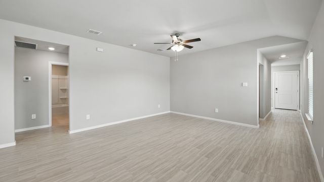 126 DAVIS Lane, Newark, TX 76071