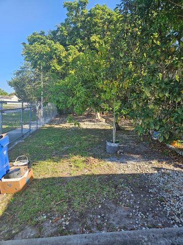 17601 SW 108th Court, Miami, FL 33157