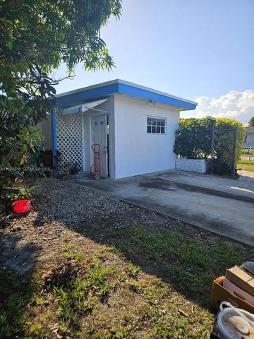 17601 SW 108th Court, Miami, FL 33157