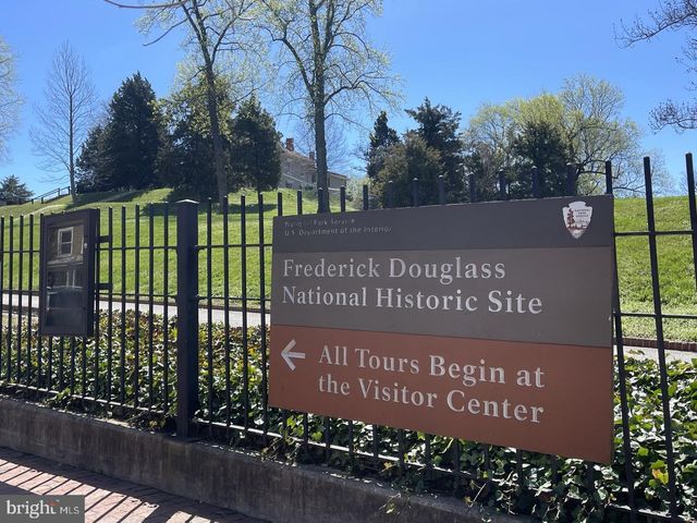 1216 W STREET, Washington, DC 20020