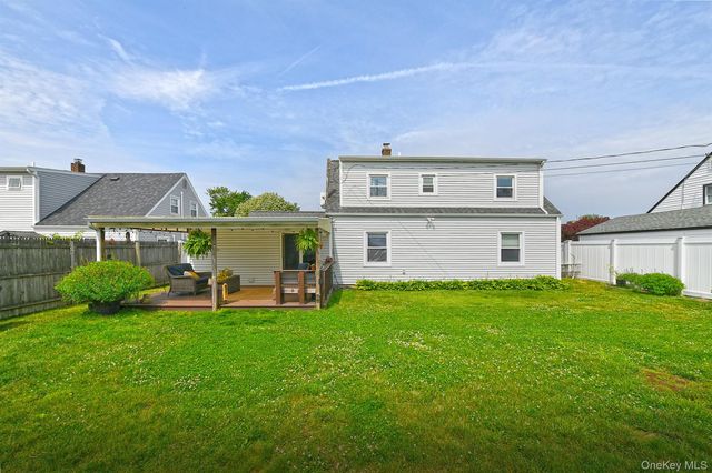 35 Ranch Lane, Levittown, NY 11756