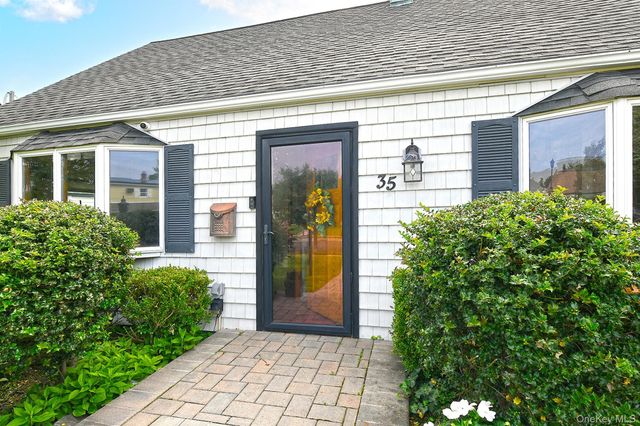 35 Ranch Lane, Levittown, NY 11756