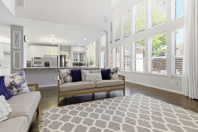 2904 Chalfont Lane, Plano, TX 75023