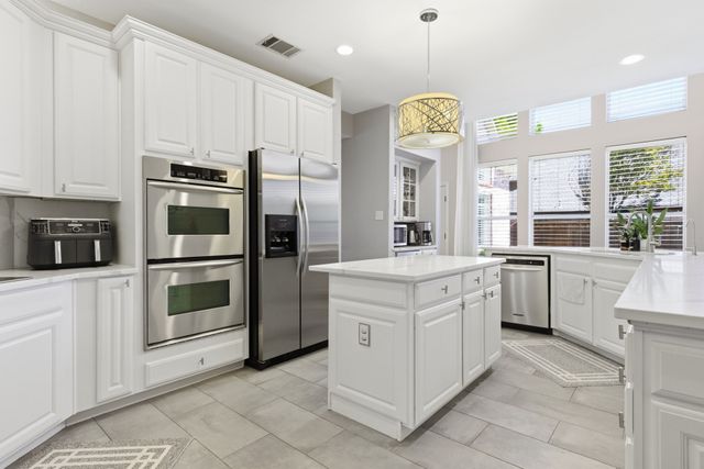 2904 Chalfont Lane, Plano, TX 75023