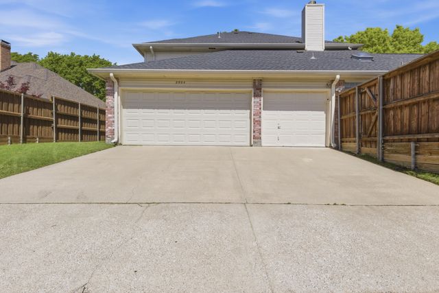 2904 Chalfont Lane, Plano, TX 75023