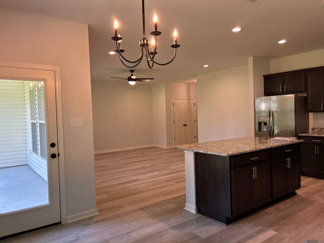 14088 Arbor Walk Dr, Denham Springs, LA 70726