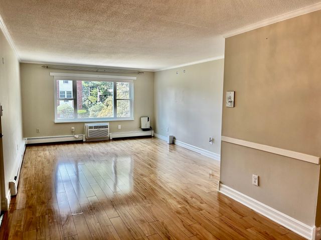 B2 Colonial Dr 4, Andover, MA 01810