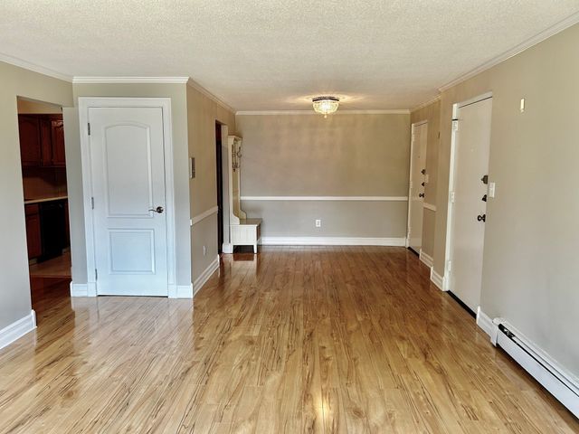 B2 Colonial Dr 4, Andover, MA 01810