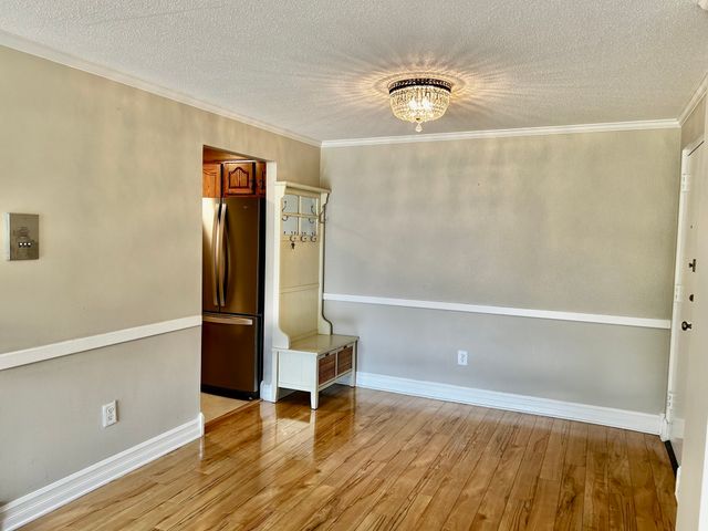 B2 Colonial Dr 4, Andover, MA 01810
