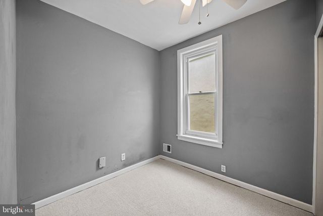 2438 CARPENTER ST, Philadelphia, PA 19146