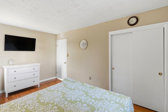 40 Kentucky Drive, Little Egg Harbor, NJ 08087