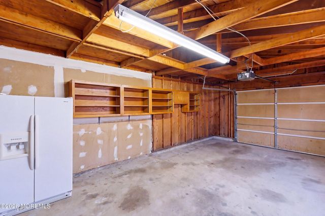 40 Kentucky Drive, Little Egg Harbor, NJ 08087