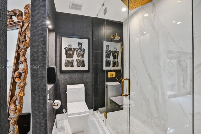 19130 NE 21st Ave, North Miami Beach, FL 33179