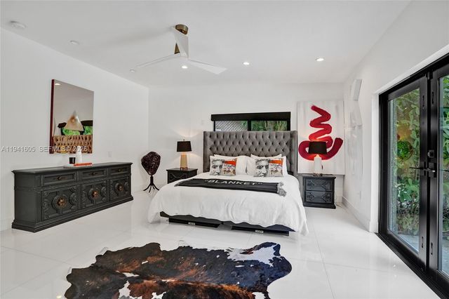 19130 NE 21st Ave, North Miami Beach, FL 33179