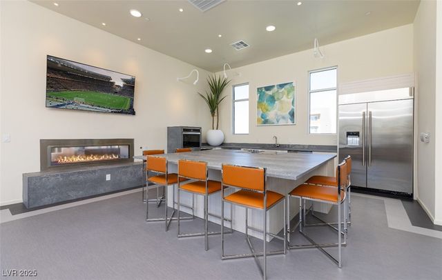 100 East Warm Springs Road 3, Henderson, NV 89011