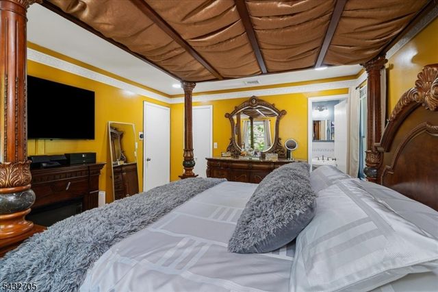 14 Lounsberry Hollow Rd, Vernon Twp., NJ 07461
