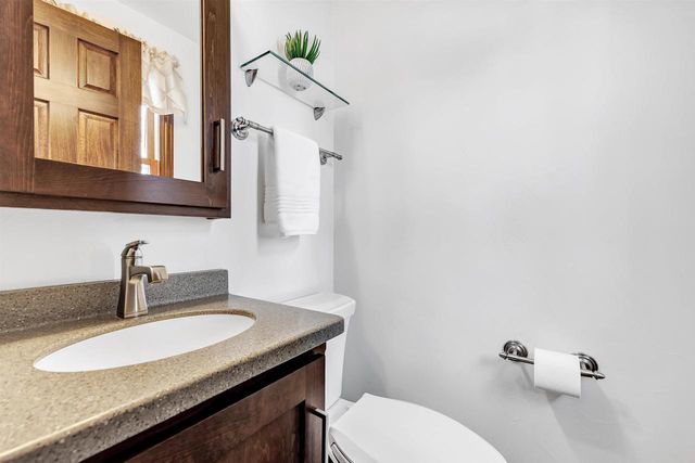 550 EDELWEISS DRIVE, Green Bay, WI 54302