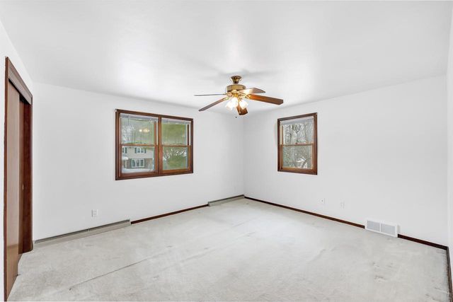 550 EDELWEISS DRIVE, Green Bay, WI 54302