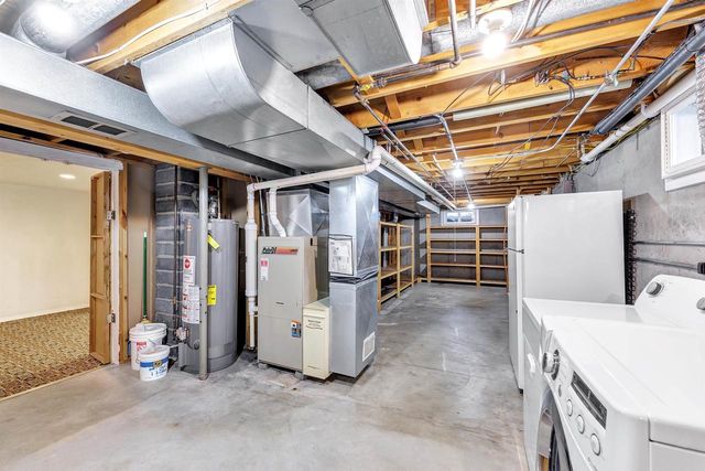 550 EDELWEISS DRIVE, Green Bay, WI 54302