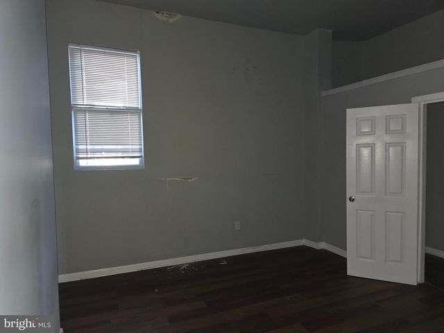 530 N FULTON AVE, Baltimore, MD 21223