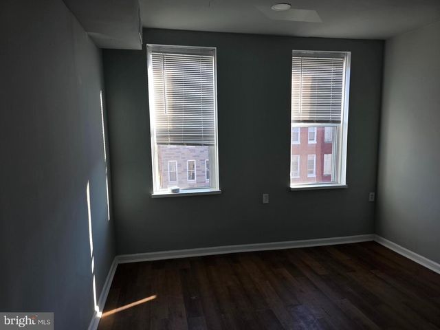 530 N FULTON AVE, Baltimore, MD 21223