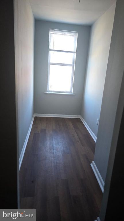 Image 15 of property listing at 530 N FULTON AVE, Baltimore, MD 21223