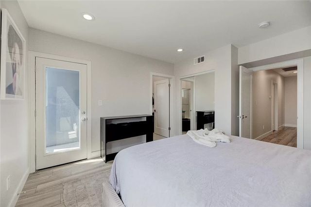 2151 S West View Street, Los Angeles, CA 90016