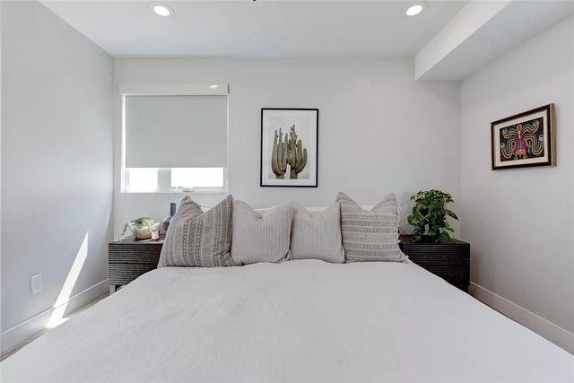 2151 S West View Street, Los Angeles, CA 90016