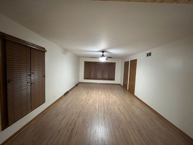 711 N Northwest Highway 2, Park Ridge, IL 60068