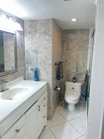 2050 Newcastle C 2050 2050, Boca Raton, FL 33434